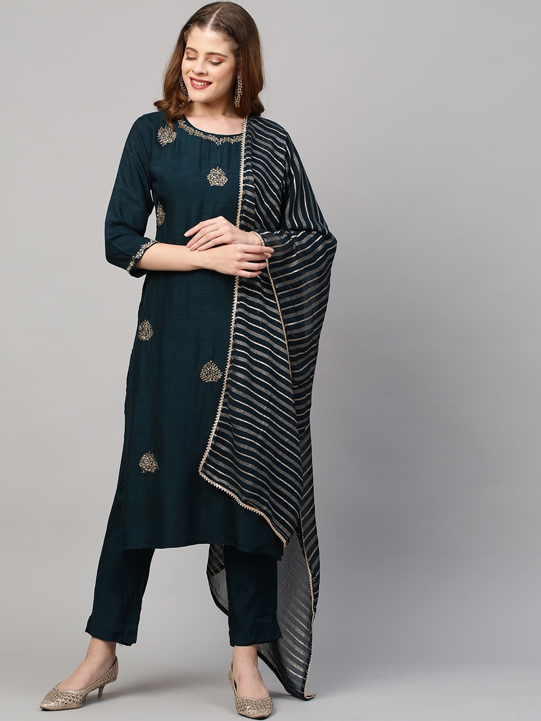 

FASHOR Women Sea Green Striped Layered Beads and Stones Kurti with Trousers & With Dupatta