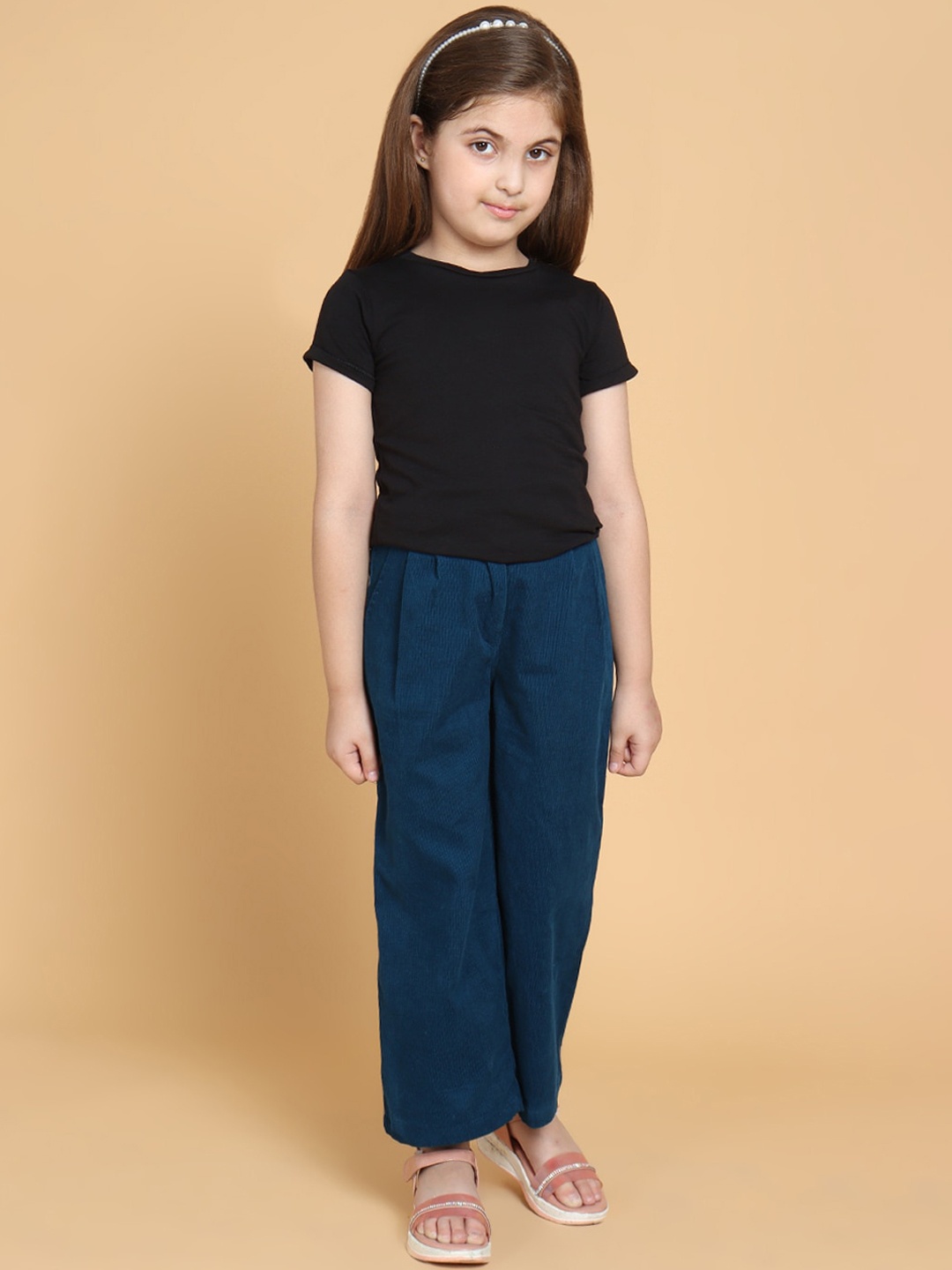 

PICCOLO Girls Teal & Black T-shirt with Trousers