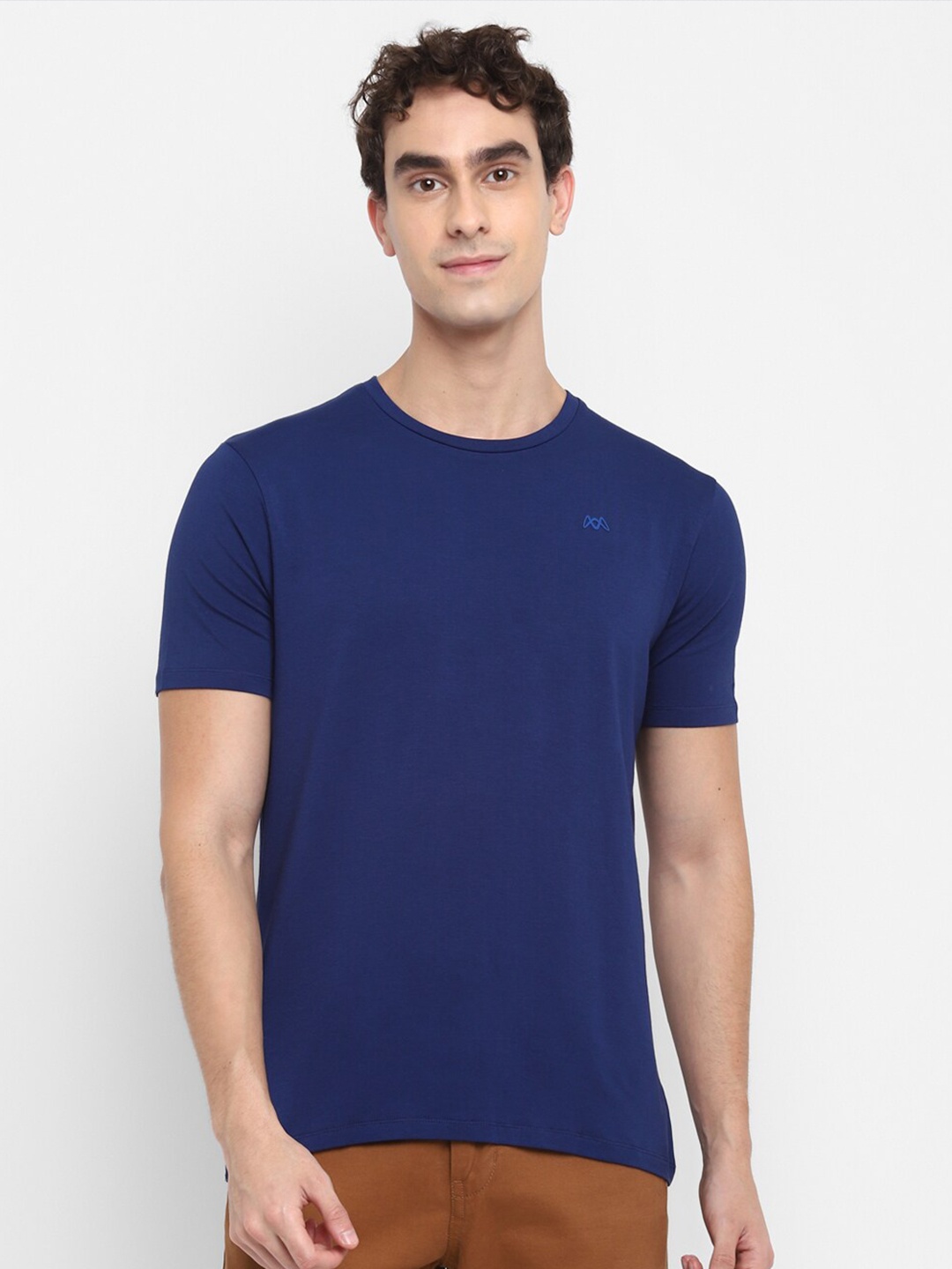 

MUWIN Men Navy Blue T-shirt
