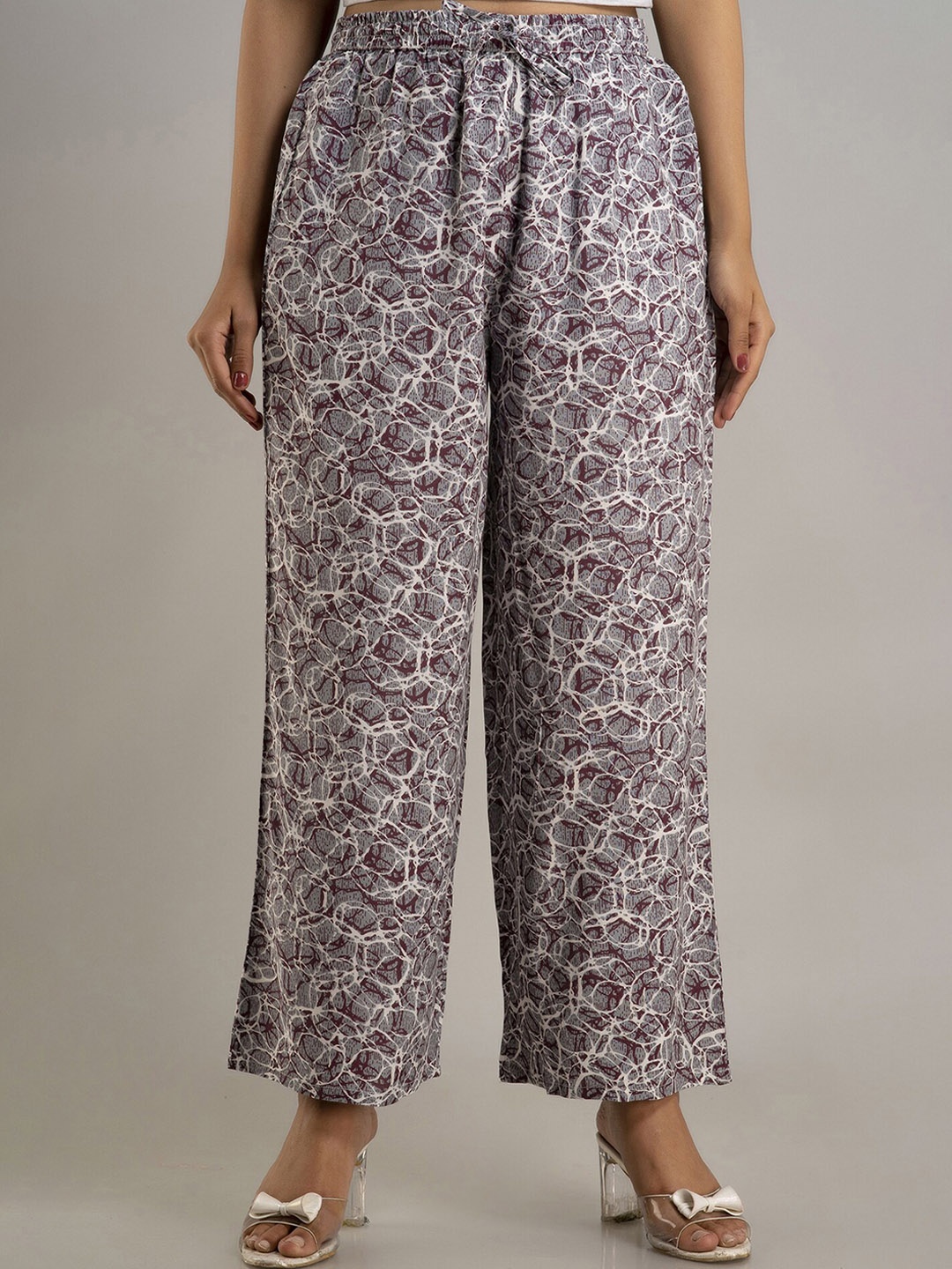 

DORIYA Women Maroon & White Floral Printed Knitted Palazzos