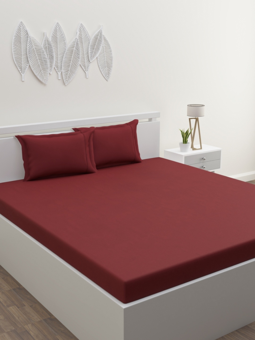 

ROMEE Maroon 400 TC King Bedsheet with 2 Pillow Covers