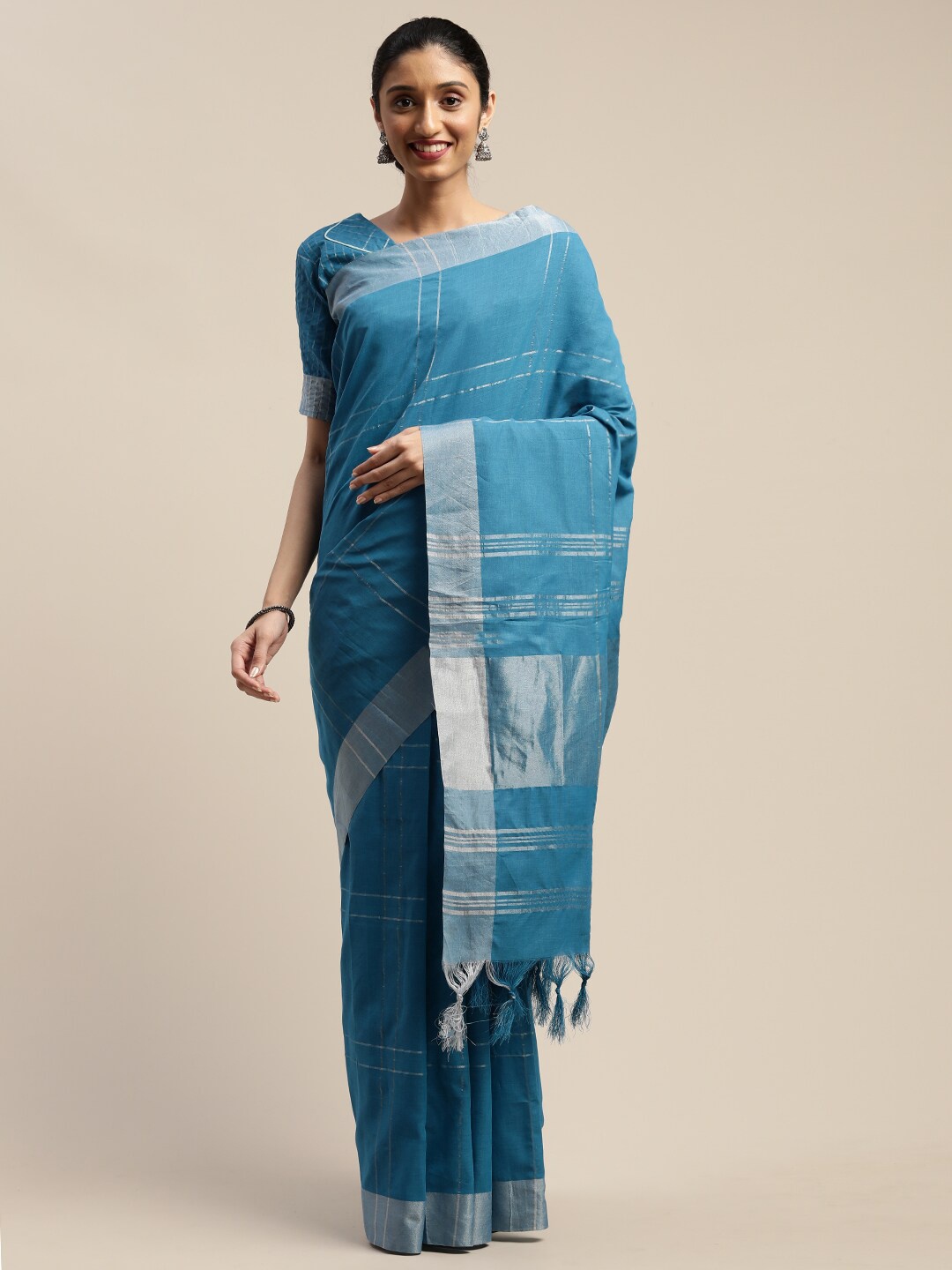 

SHAVYA Blue Checked Saree