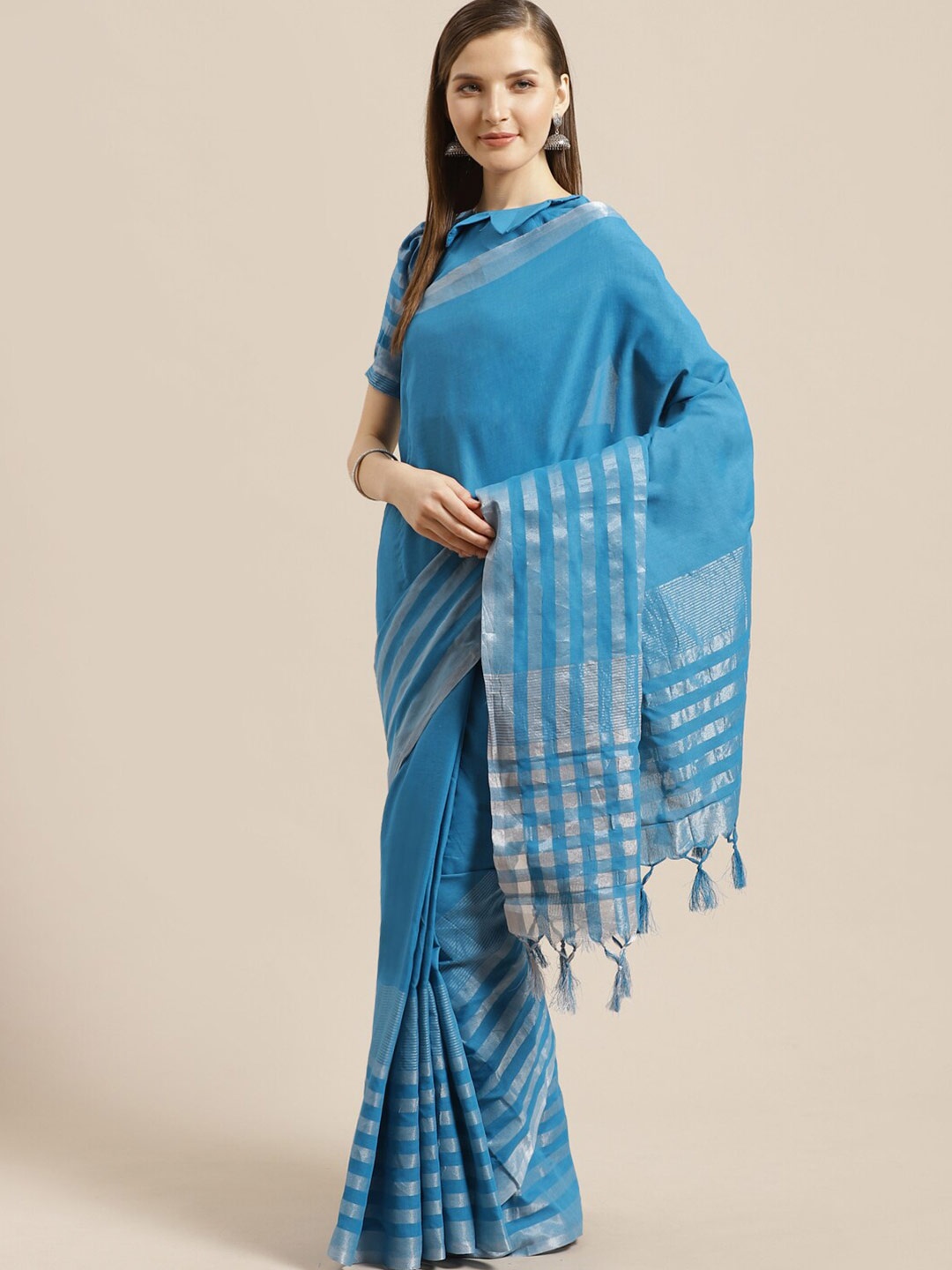 

SHAVYA Blue & Silver-Toned Woven Design Zari Pure Cotton Saree