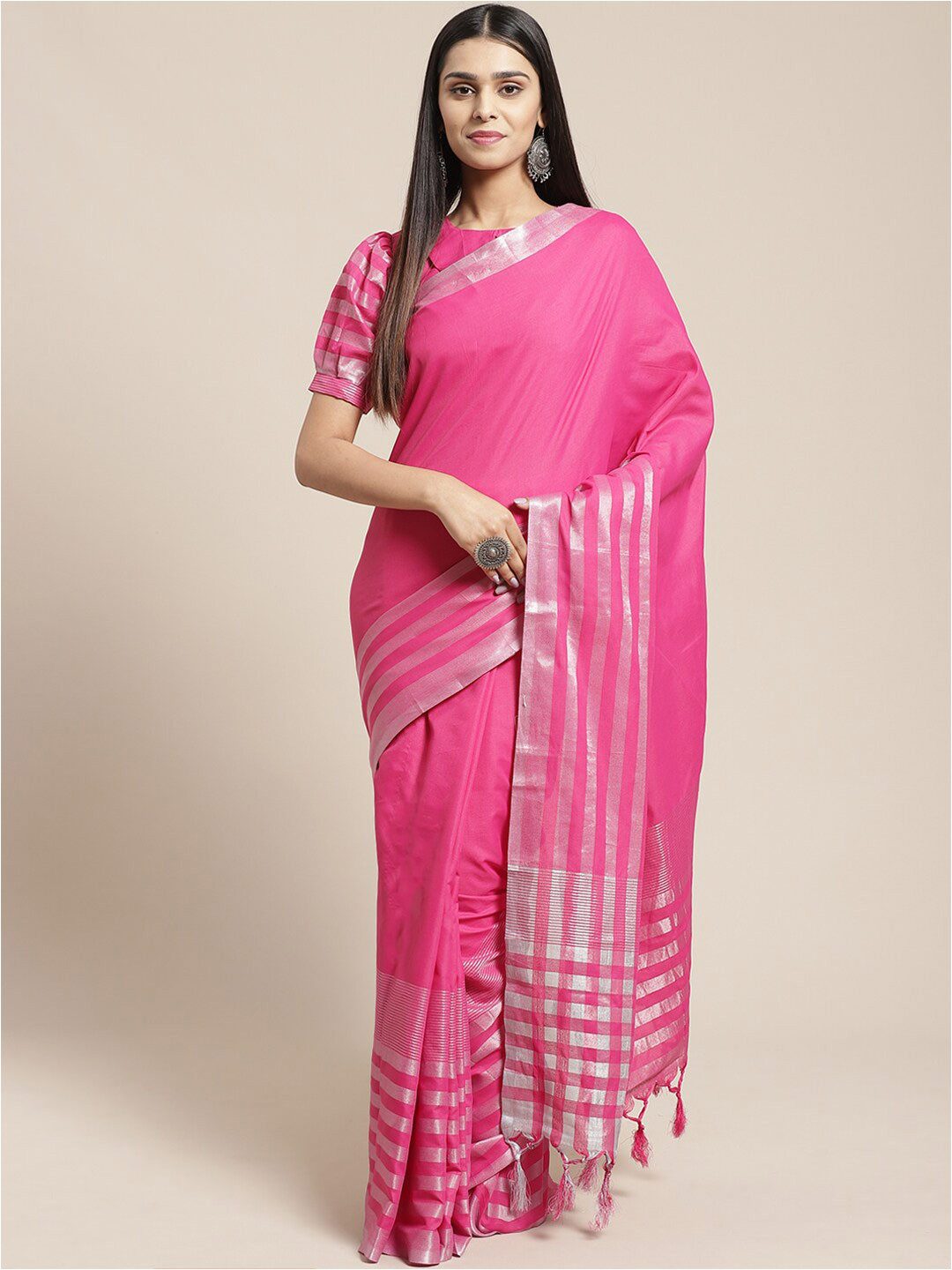 

SHAVYA Pink & Silver-Toned Woven Design Zari Pure Cotton Saree