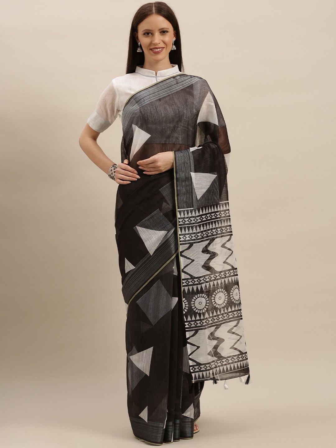 

SHAVYA Black & White Zari Pure Linen Saree