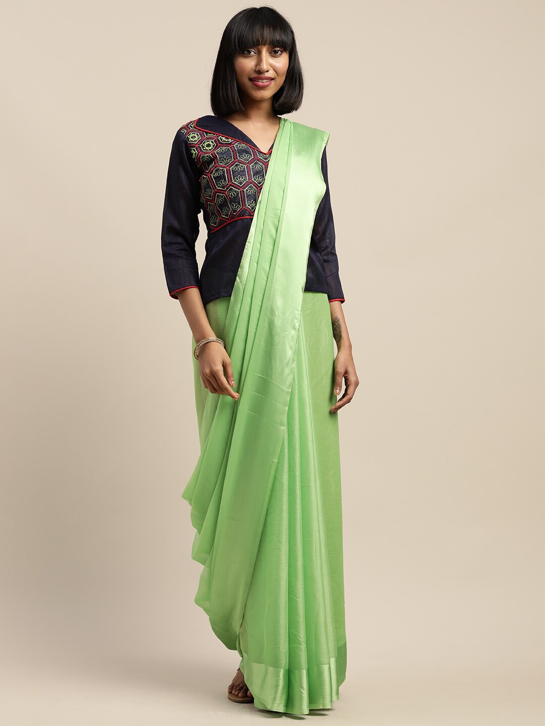 

SHAVYA Green Embroidered Pure Chiffon Saree