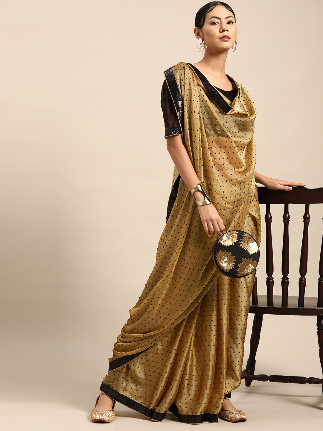 

SHAVYA Coffee Brown & Black Embellished Sequinned Silk Blend Saree