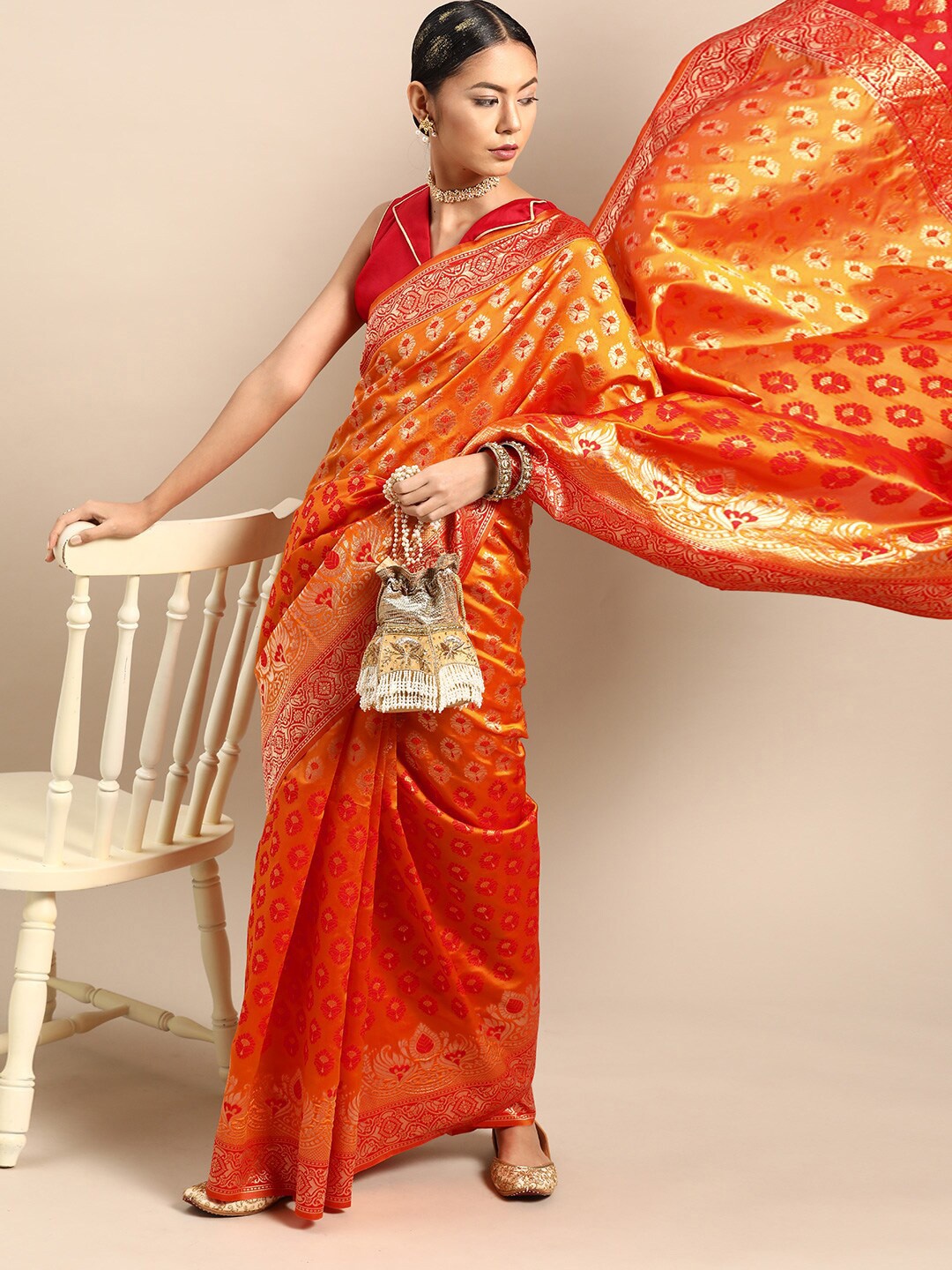 

SHAVYA Yellow & Gold-Toned Woven Design Zari Silk Blend Heavy Work Saree