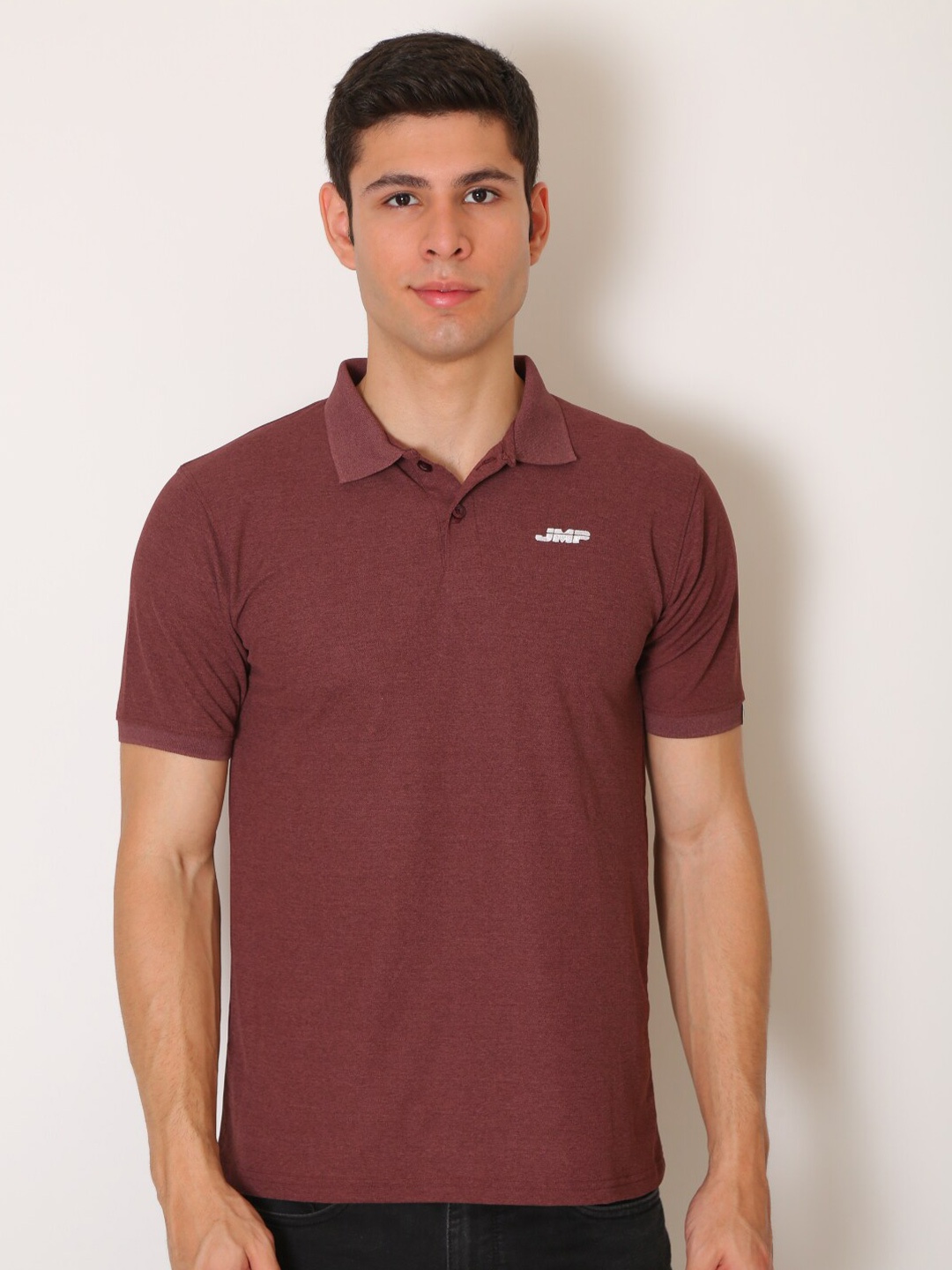

JMP Men Maroon Solid Slim Fit T-shirt
