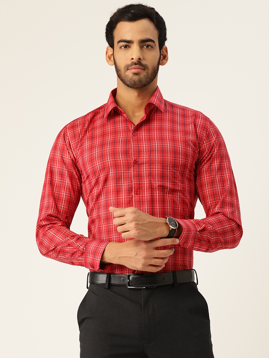 

English Navy Men Red & White Slim Fit Checked Formal Shirt