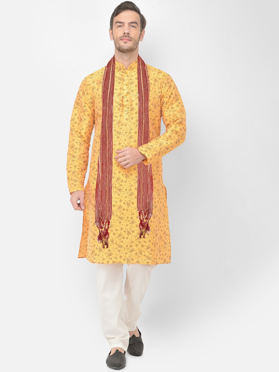 

SG LEMAN Men Yellow Ethnic Motifs Raw Silk Kurta with Churidar & With Dupatta