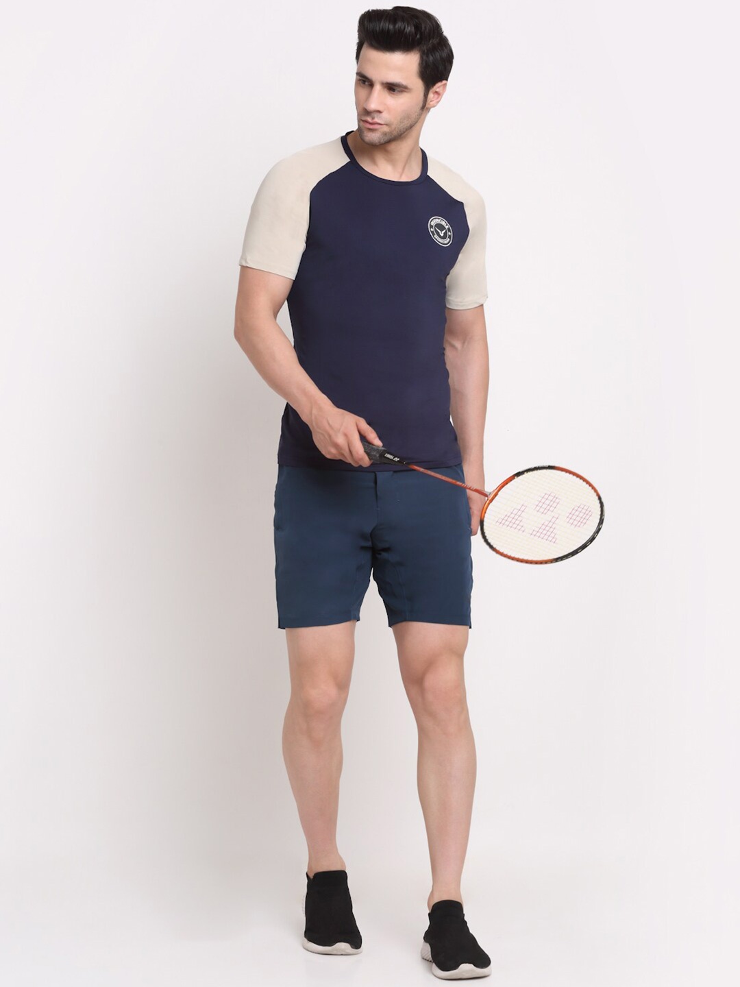 

Invincible Men Raglan Tee, Navy blue