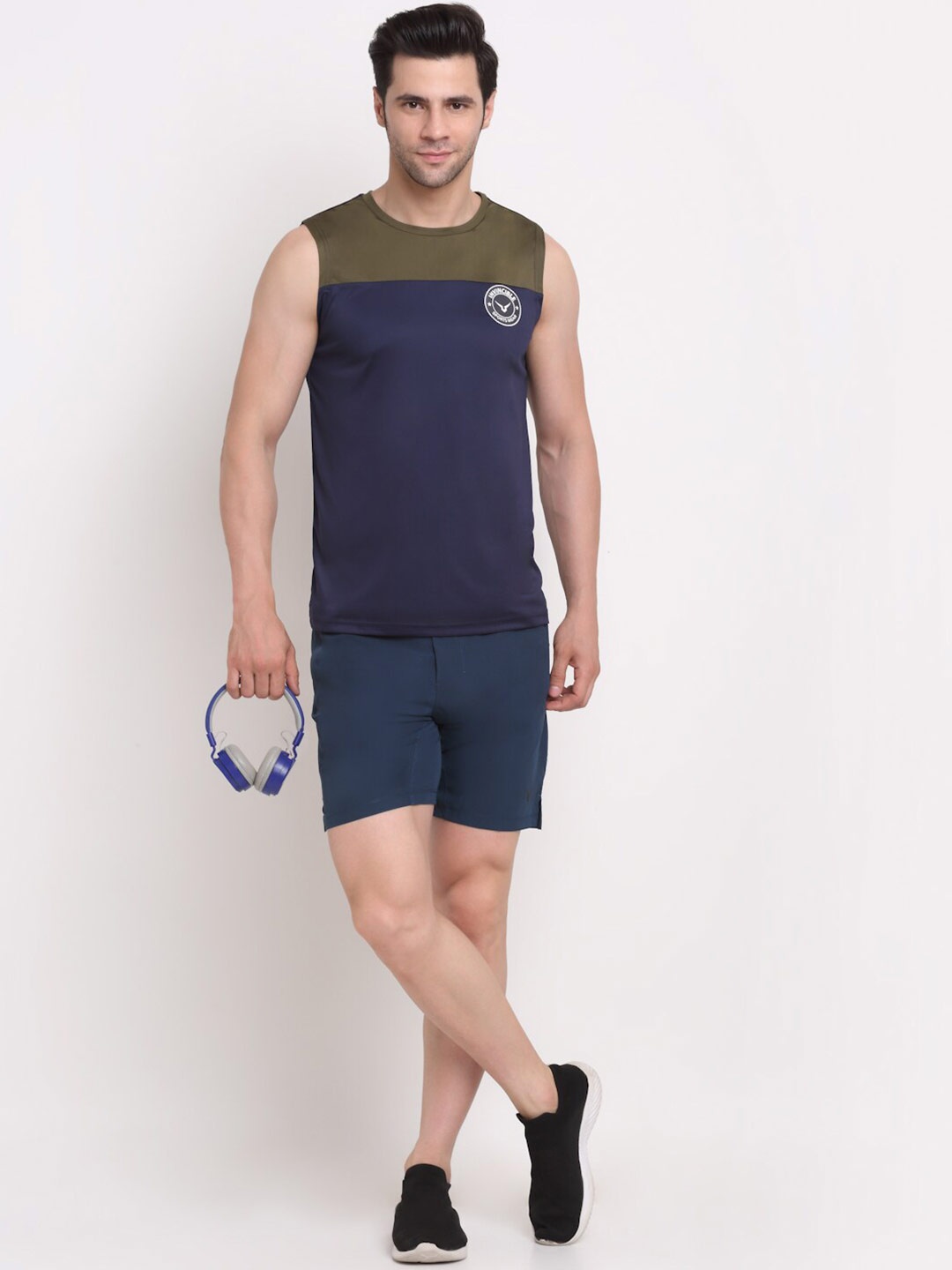 

Invincible Men Colorblocked Sleeveless Tee, Navy blue