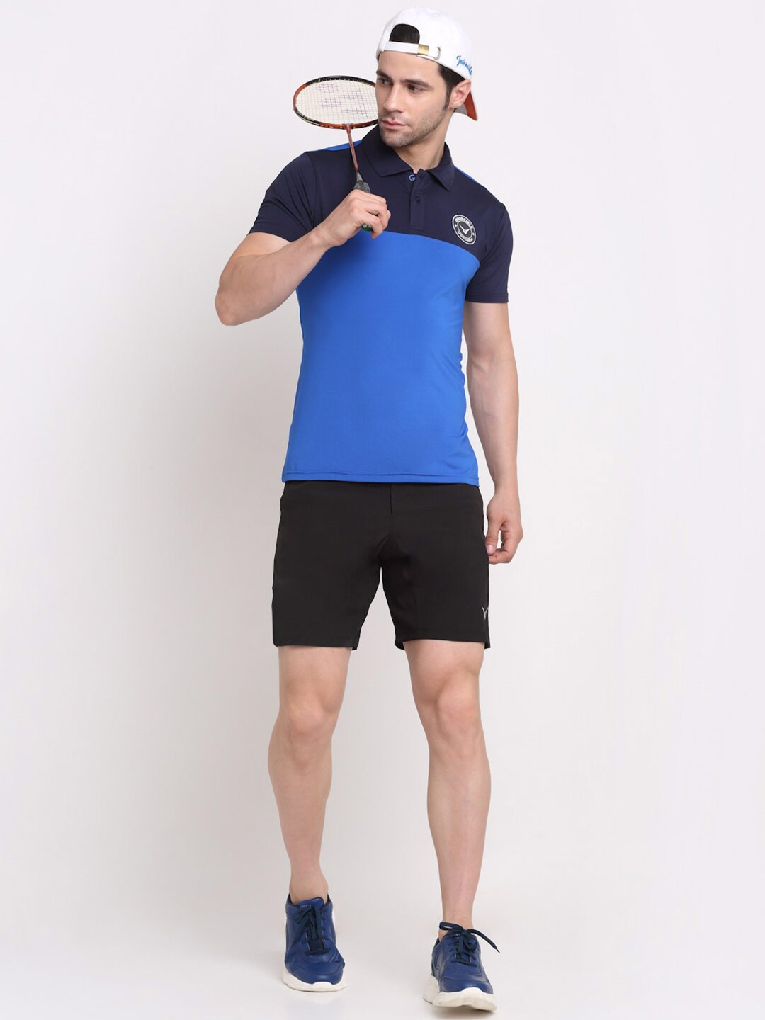 

Men Colourblocked Polo T-shirt, Blue