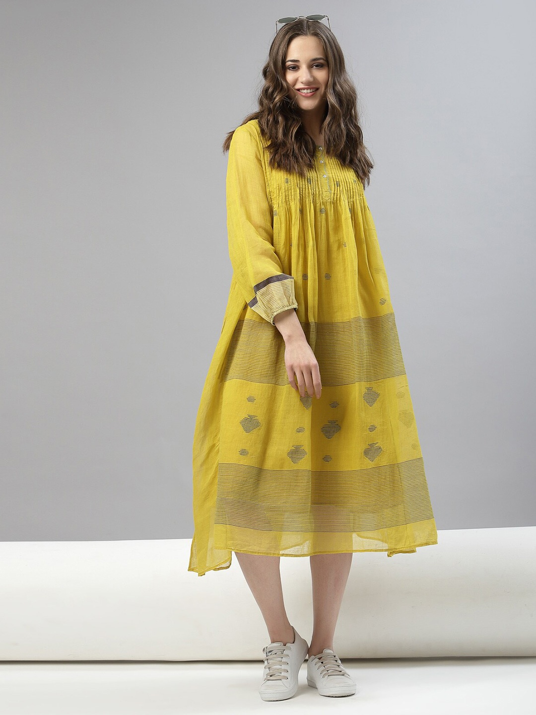

TERQUOIS Yellow Ethnic Motifs A-Line Midi Dress