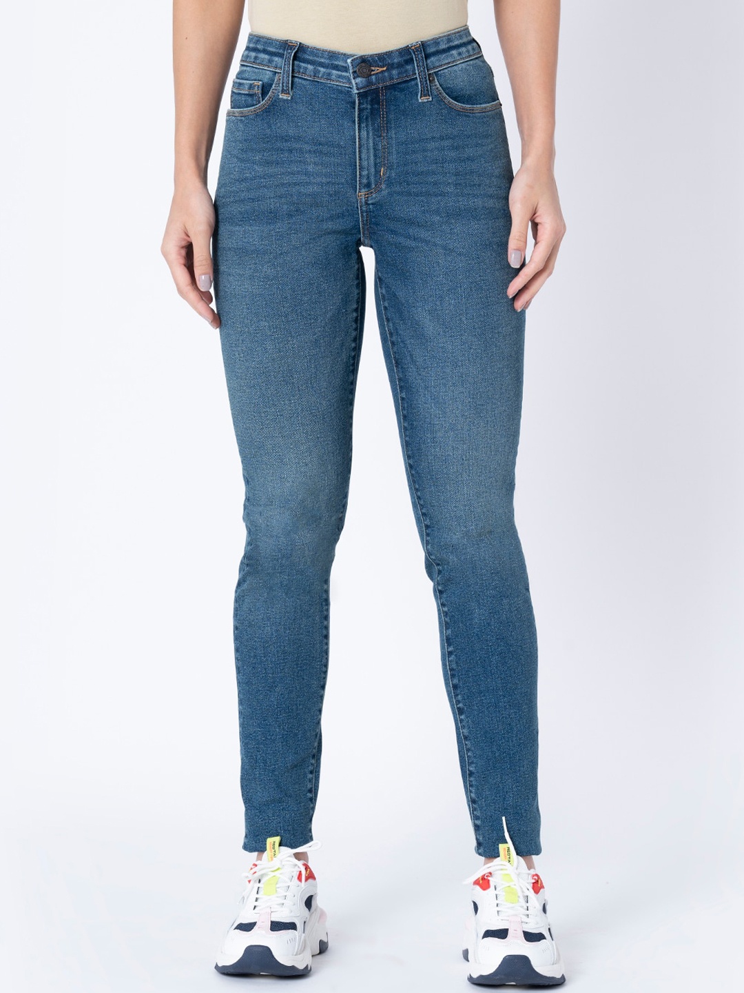 

Mode by Red Tape Women Blue Skinny Fit Jeans