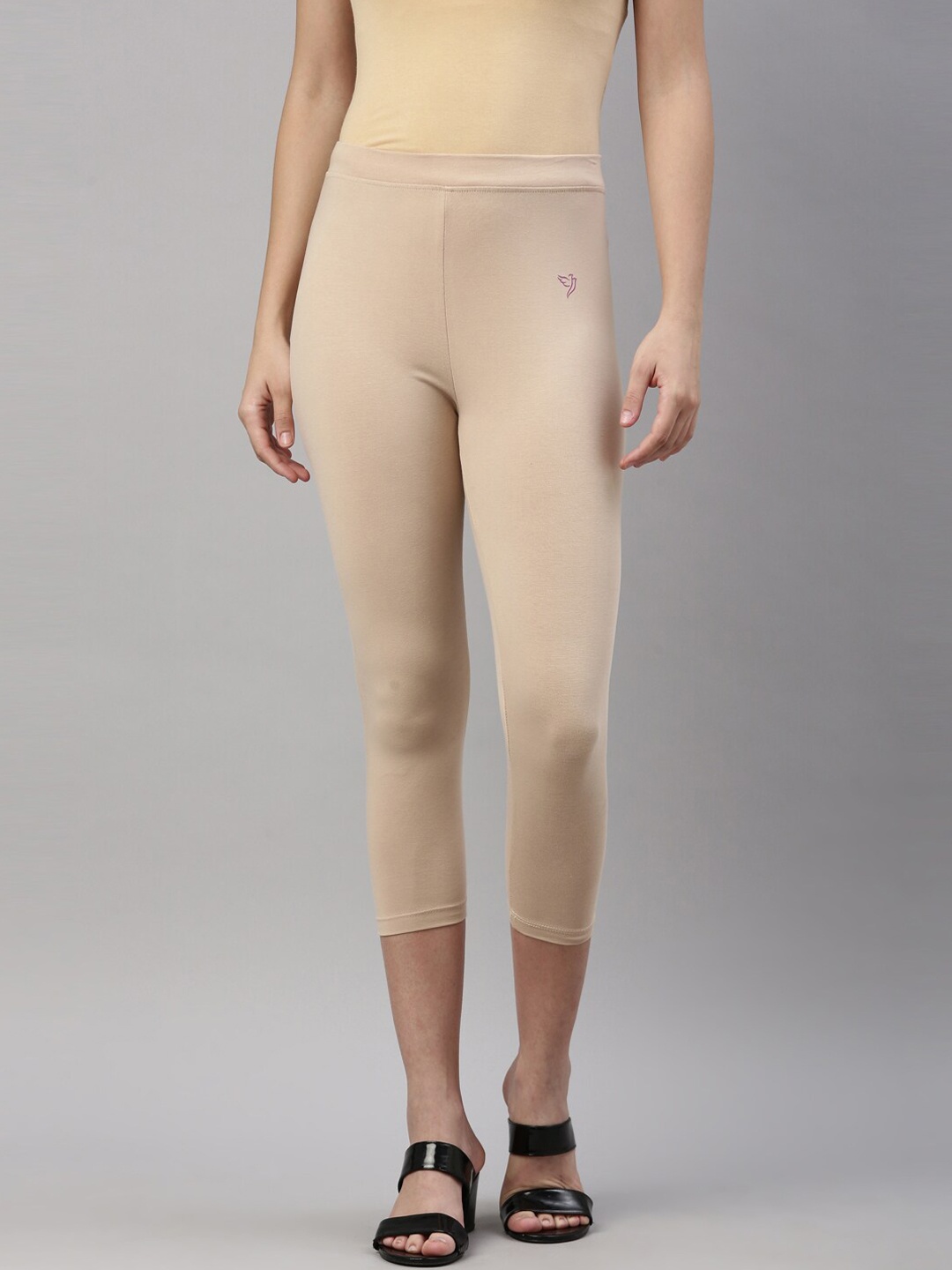 

TWIN BIRDS Women Solid Skinny Fit Three-Fourth Length Stretch Cotton Leggings, Beige