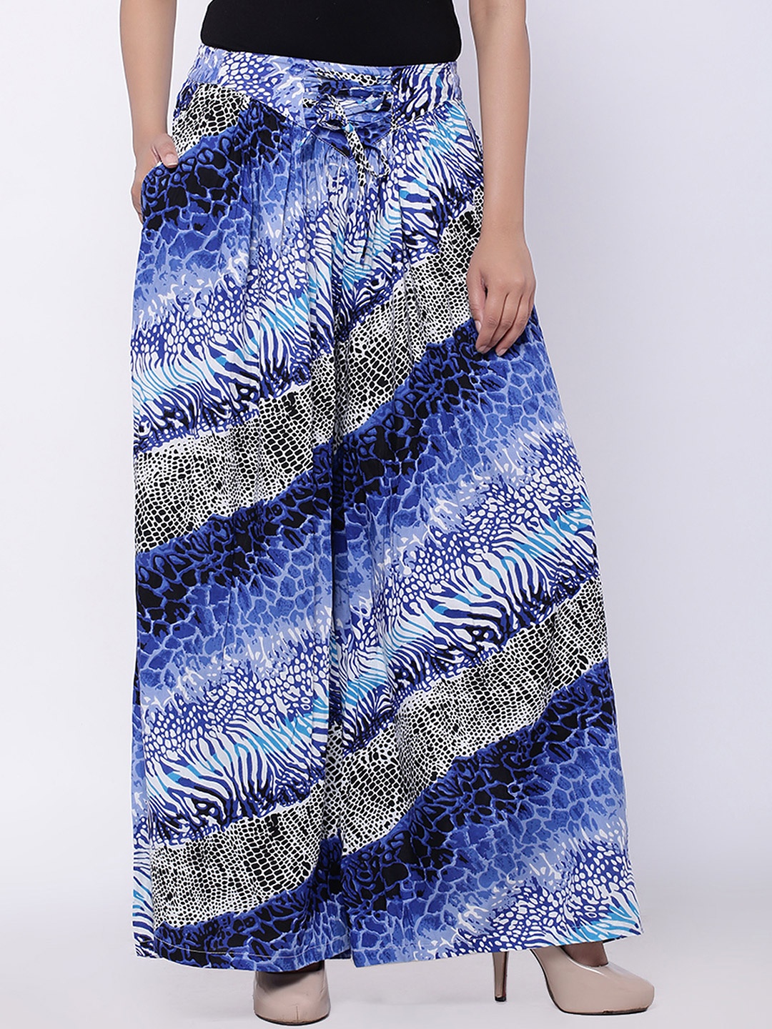 

SOUNDARYA Blue & Off-White Printed Palazzos