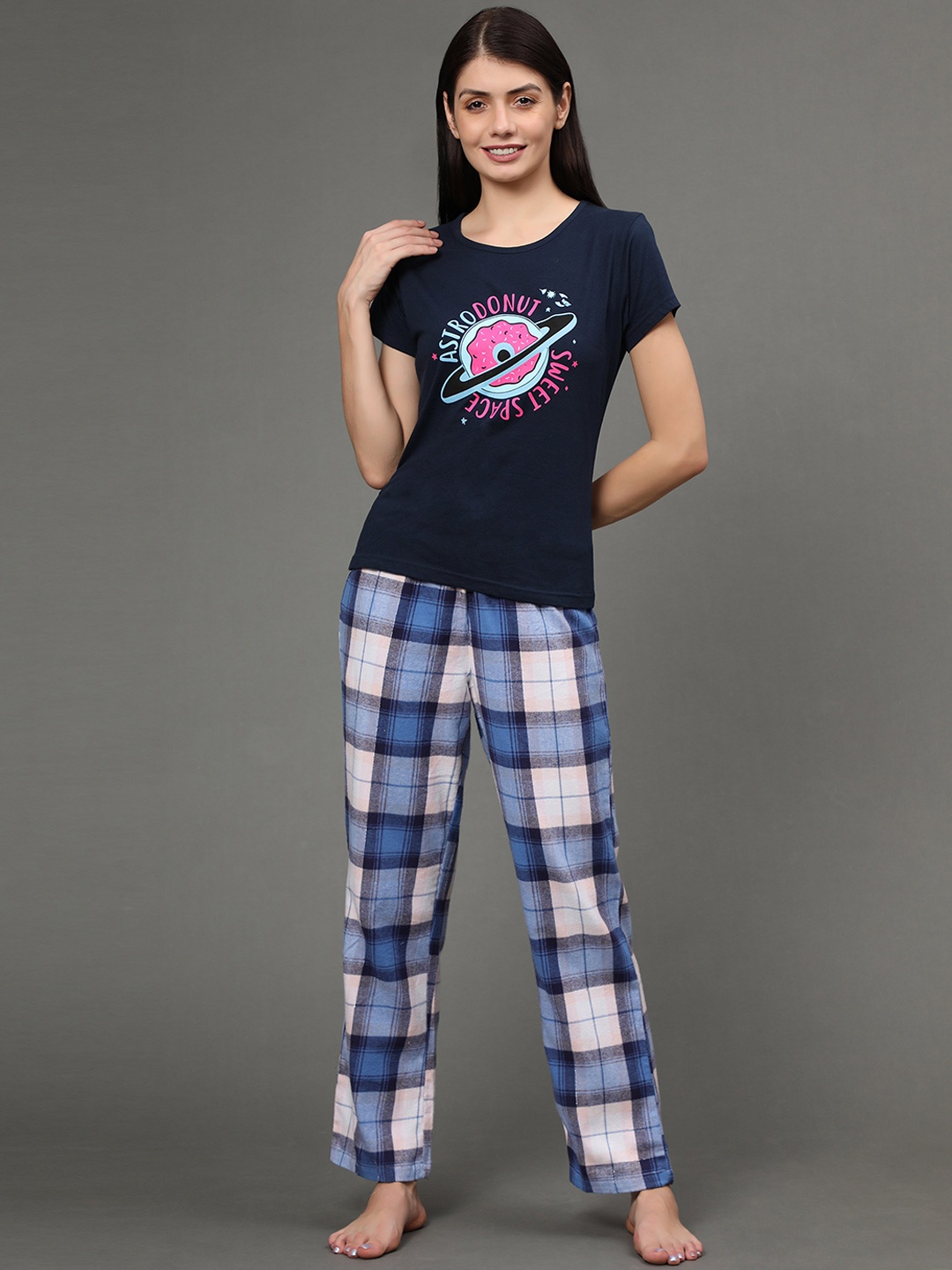 

BStories Women Blue & White Printed Night suit