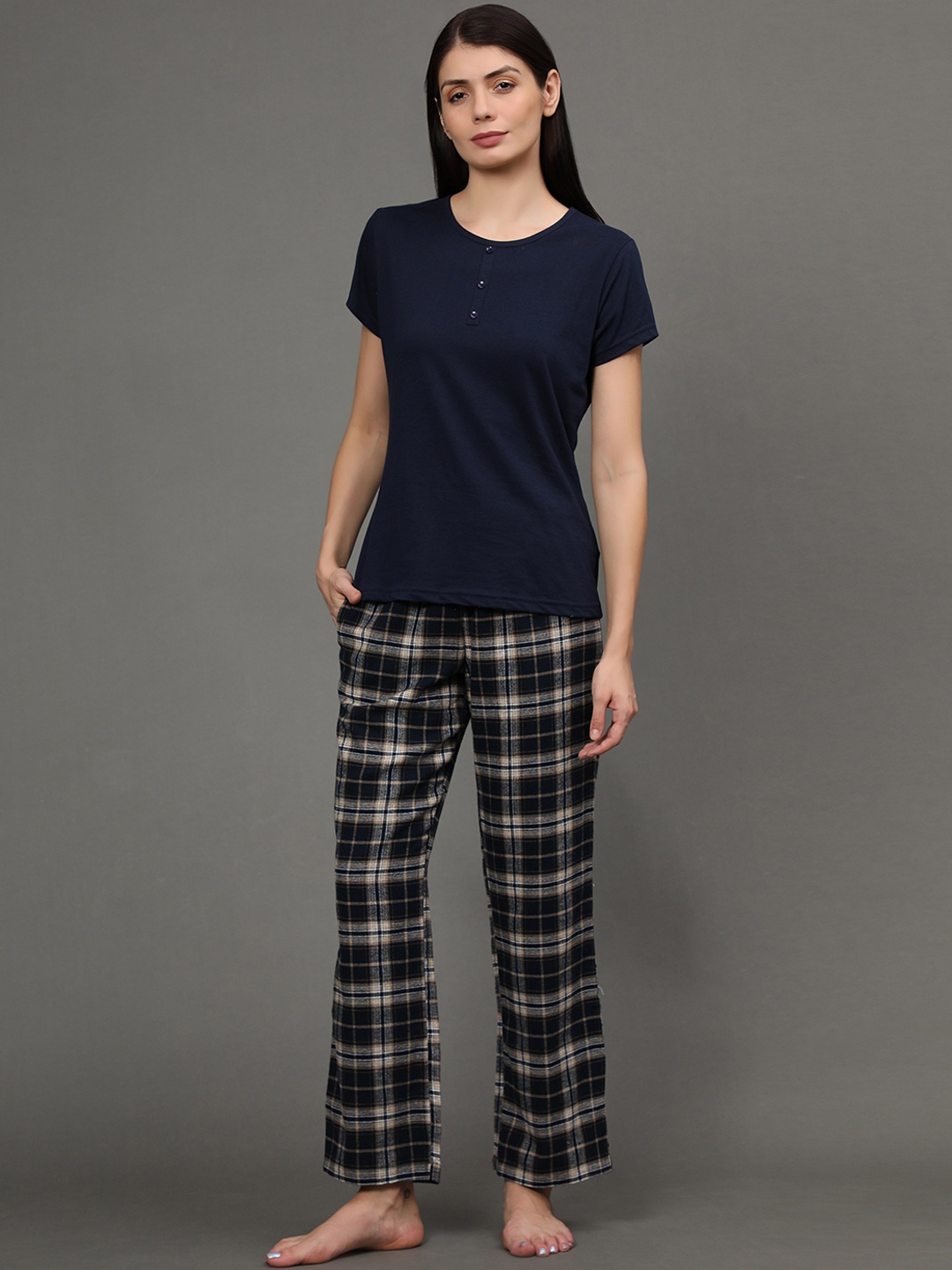 

BStories Women Navy Blue & White Night suit
