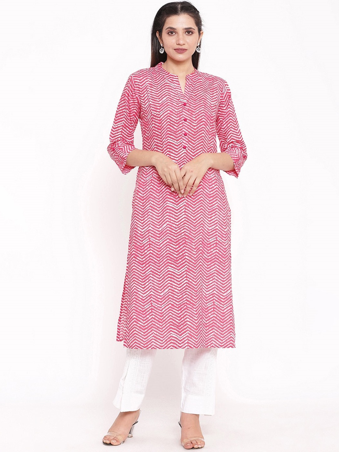 

Saart Bunaai Women Pink Chevron Printed Anarkali Kurta