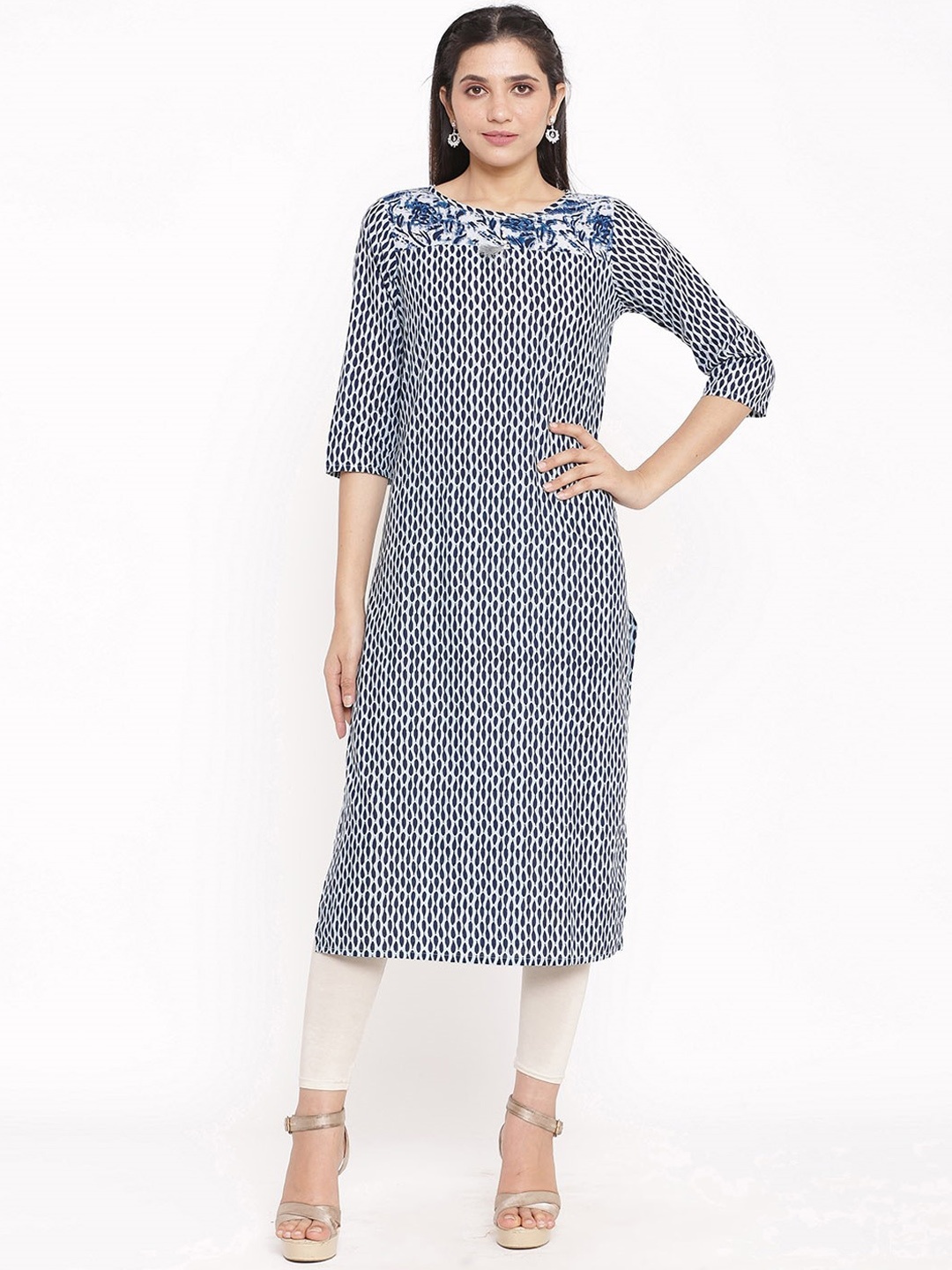 

Saart Bunaai Women Blue Ethnic Motifs Yoke Design Thread Work Kurta