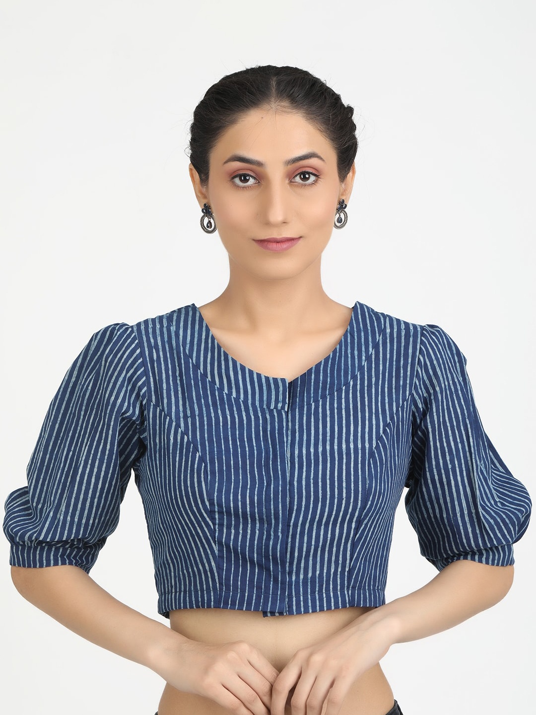 

Llajja Women Blue Block Printed Striped Cotton Saree Blouse