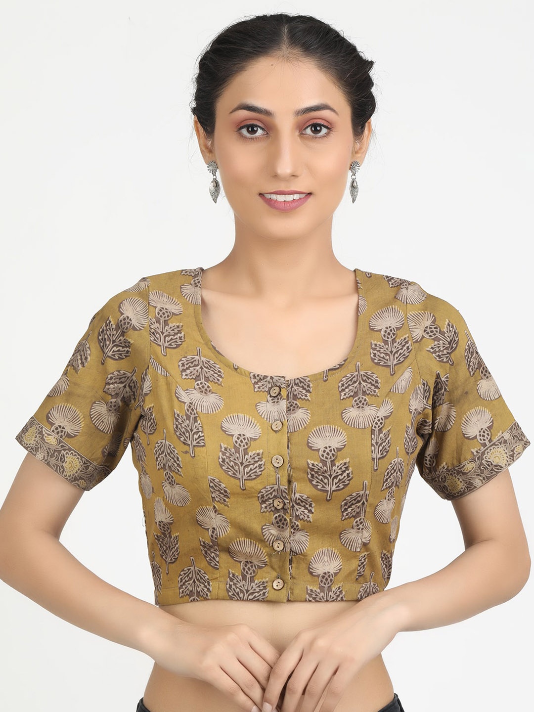

Llajja Women Brown Ajrakh Block Printed Cotton Saree Blouse