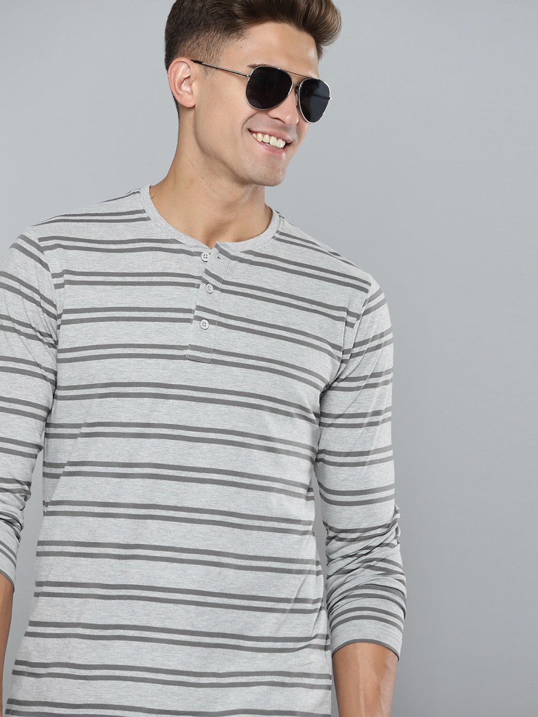 

HERE&NOW Men Grey Melange Striped Henley Neck T-shirt