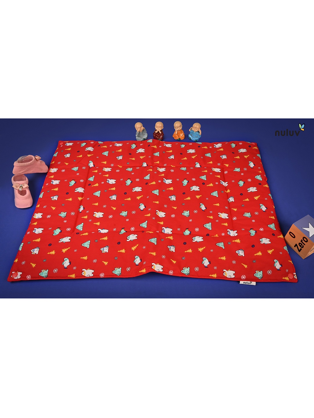 

Nuluv Infants Red & White Printed Pure Organic Cotton Diaper Changing Mat