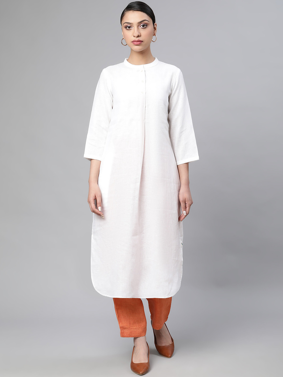 

Linen Club Woman Women White Chikankari Kurta