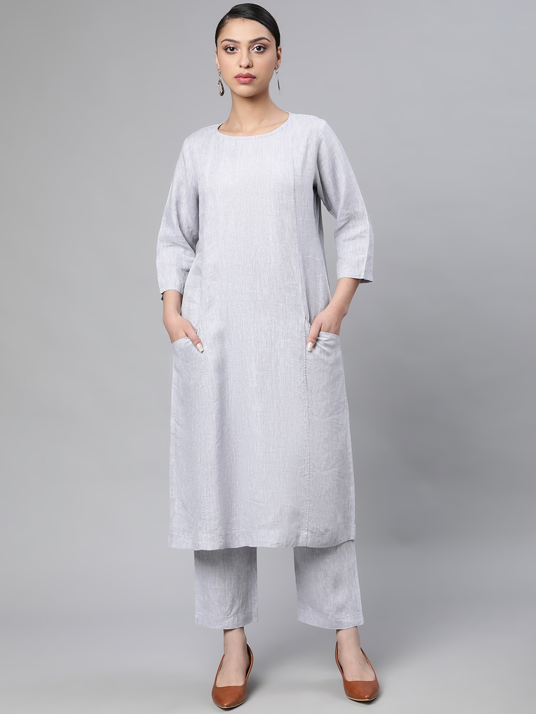 

Linen Club Woman Women Grey Chikankari Kurta