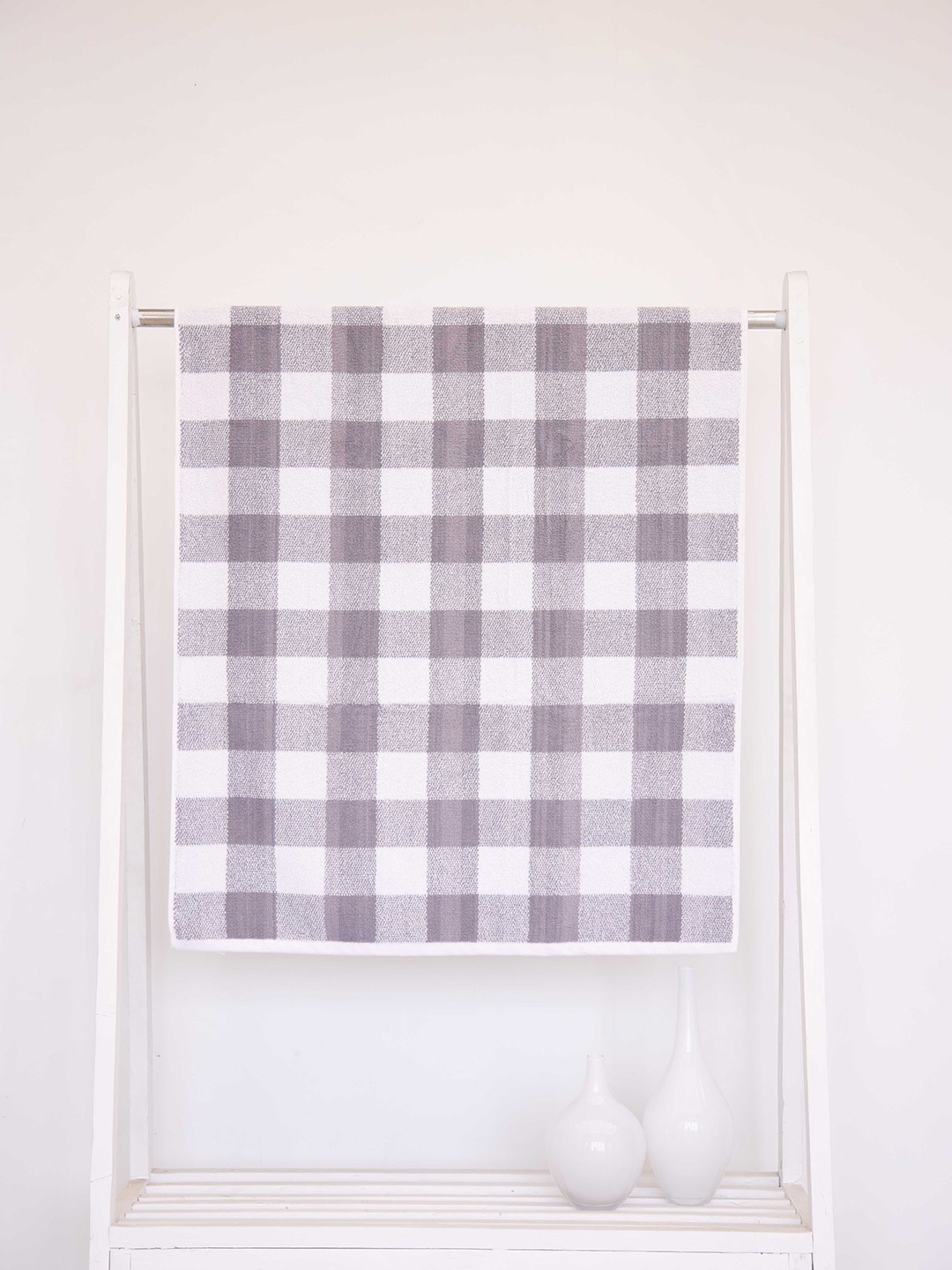 

Ariana Purple Checked 600 GSM Cotton Bath Towel