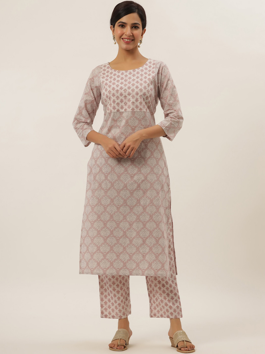 

Yufta Women Mauve Ethnic Motifs Yoke Design Sequinned Pure Cotton Kurta with Trousers