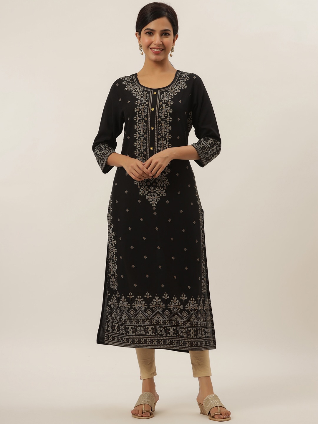 

Yufta Women Black Geometric Flared Sleeves Thread Work Kurta