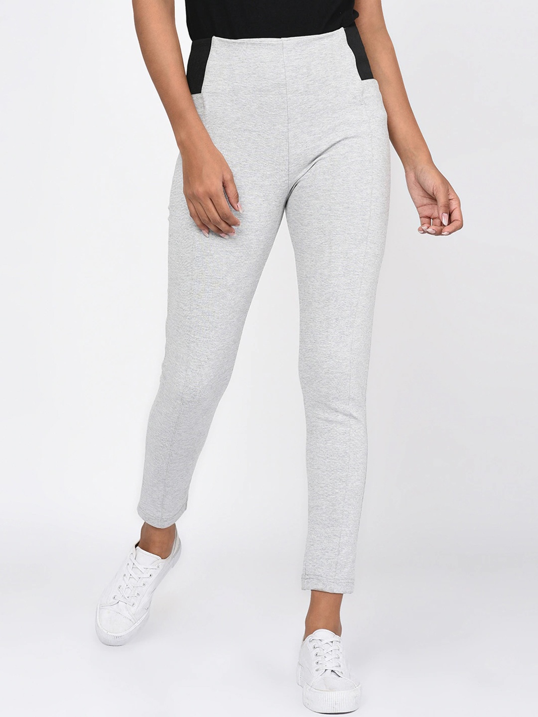 

Rigo Women Grey Comfort Slim Fit Trousers