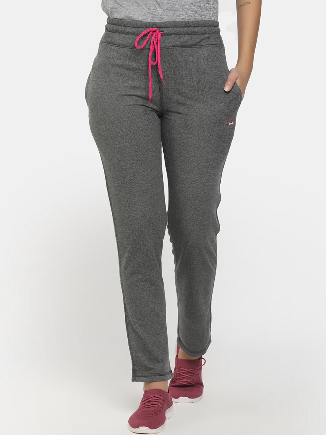 

V-Mart Women Grey Melange Solid Track Pants