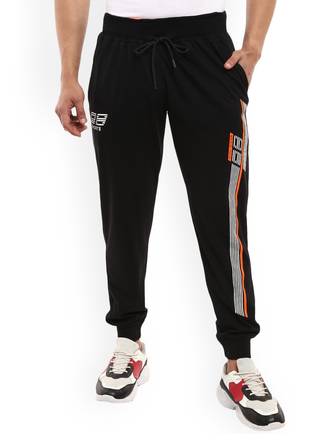

V-Mart Men Black Printed Joggers
