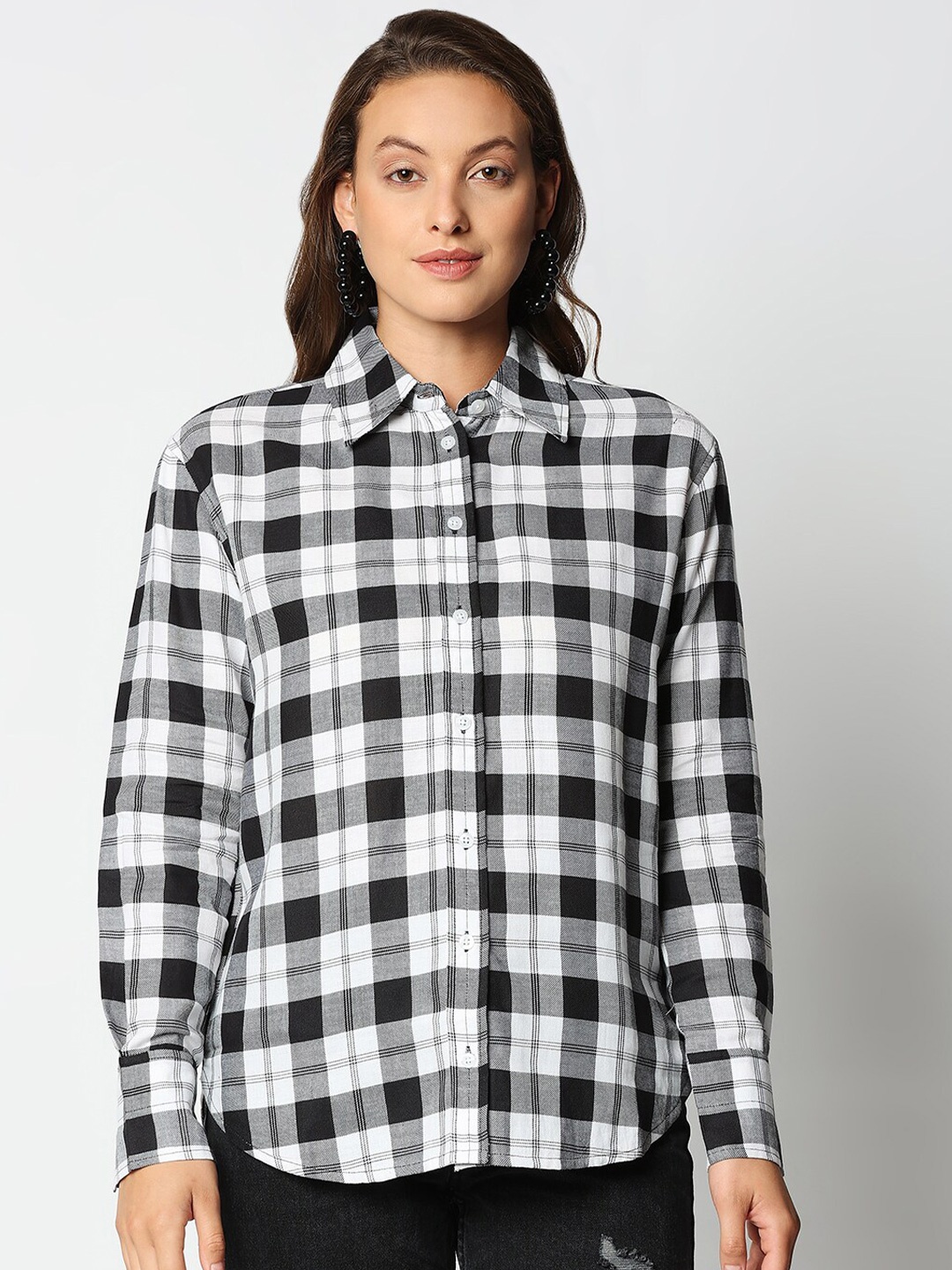 

Remanika Women Black Comfort Tartan Checks Checked Casual Shirt