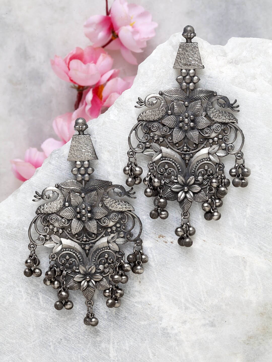 

Moedbuille Gunmetal-Toned Floral Drop Earrings, Metallic