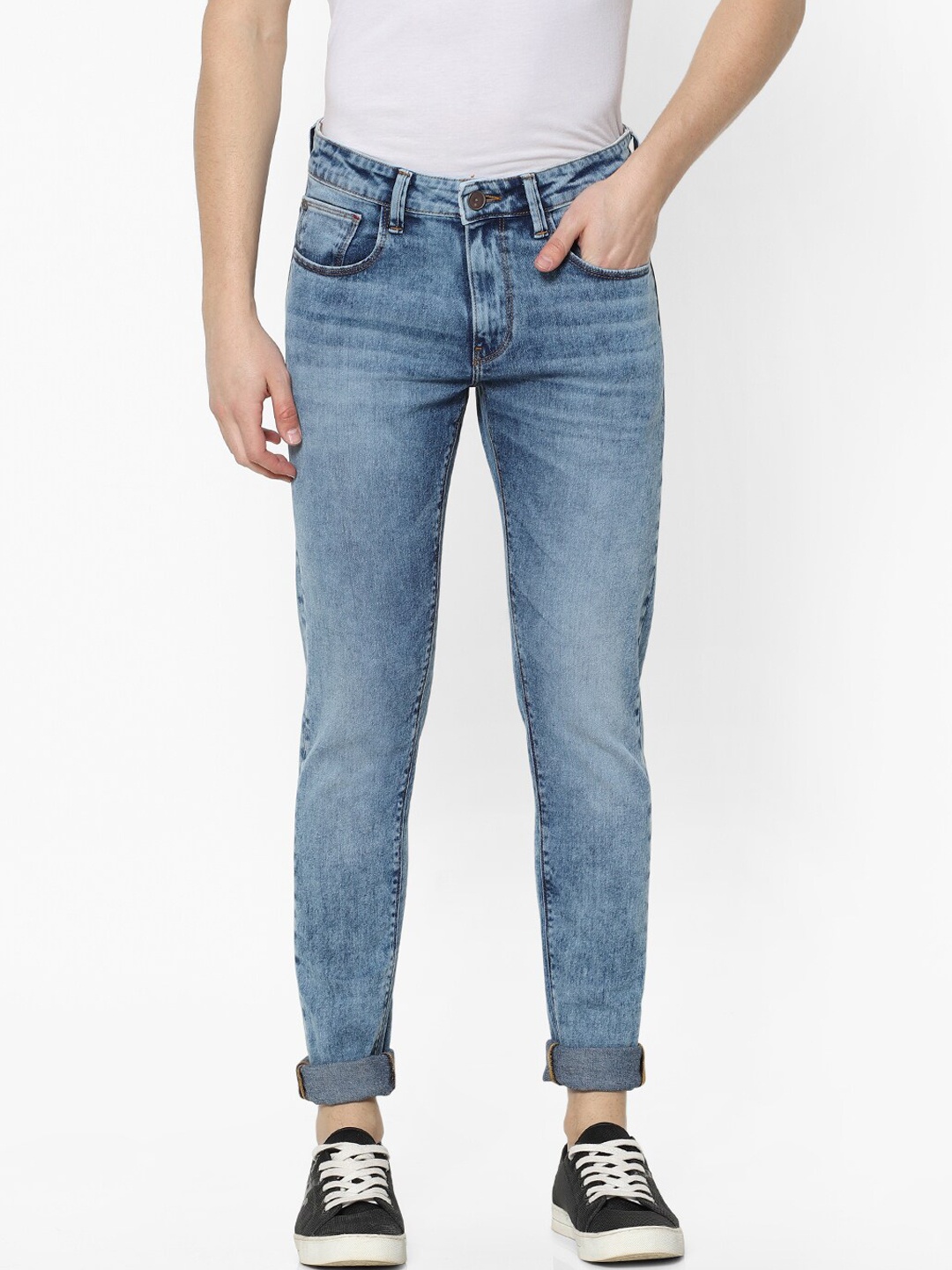 

Celio Men Blue Slim Fit Mildly Distressed Heavy Fade Jeans