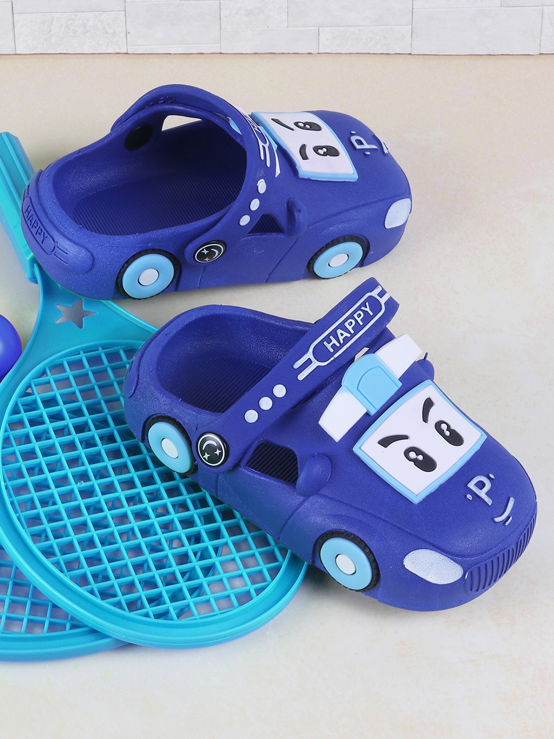 

Jazzy Juniors Unisex Kids Blue & White Clogs Sandals