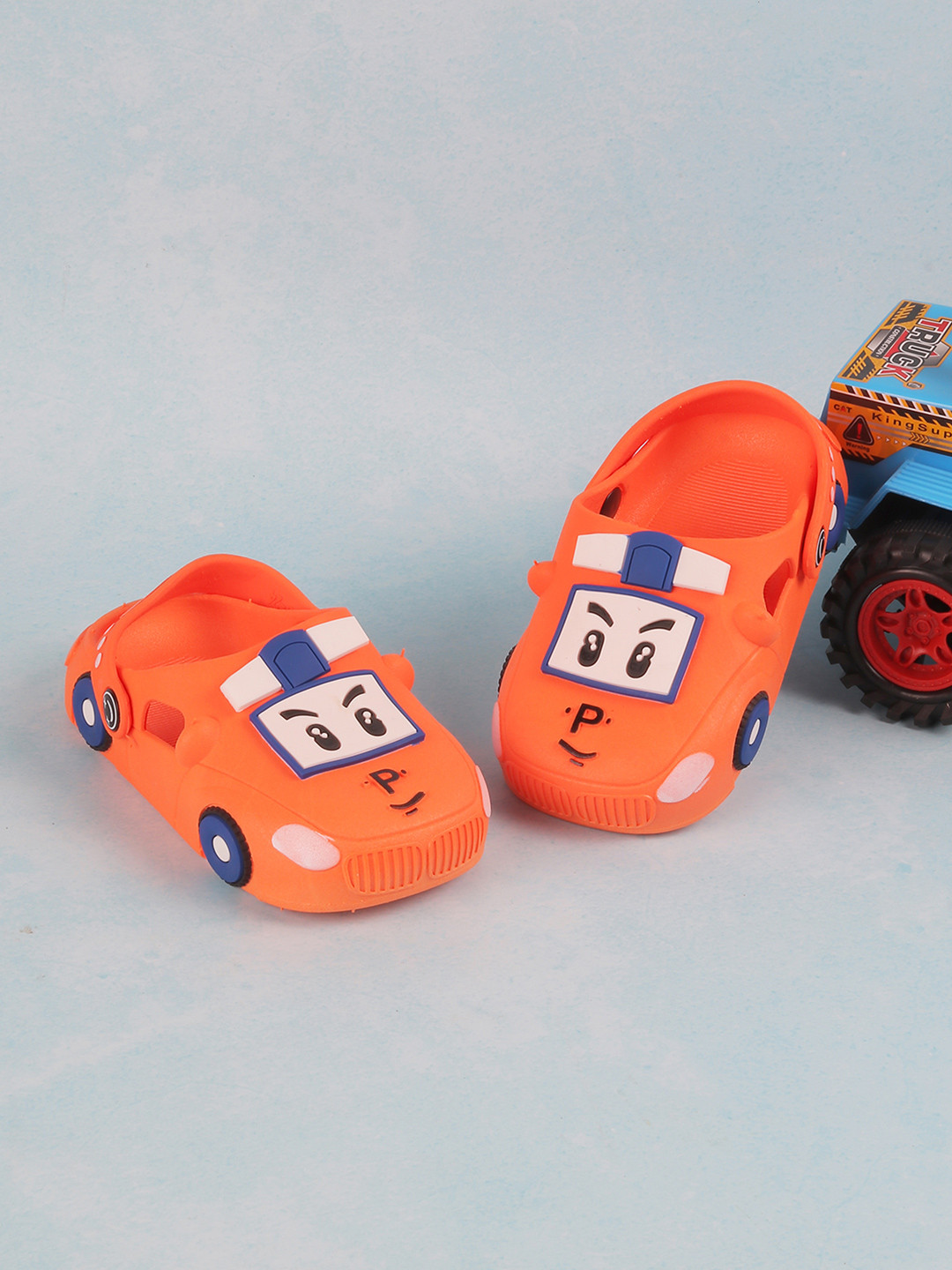 

Jazzy Juniors Unisex Kids Orange & Blue Clogs Sandals