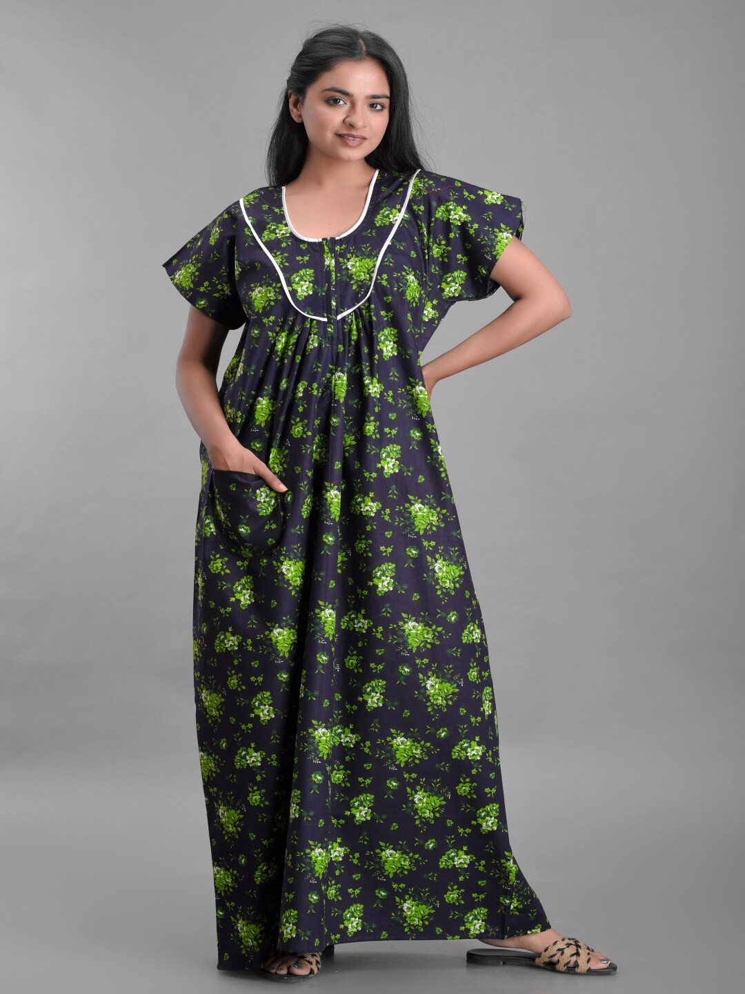

Apratim Black Printed Maxi Nightdress