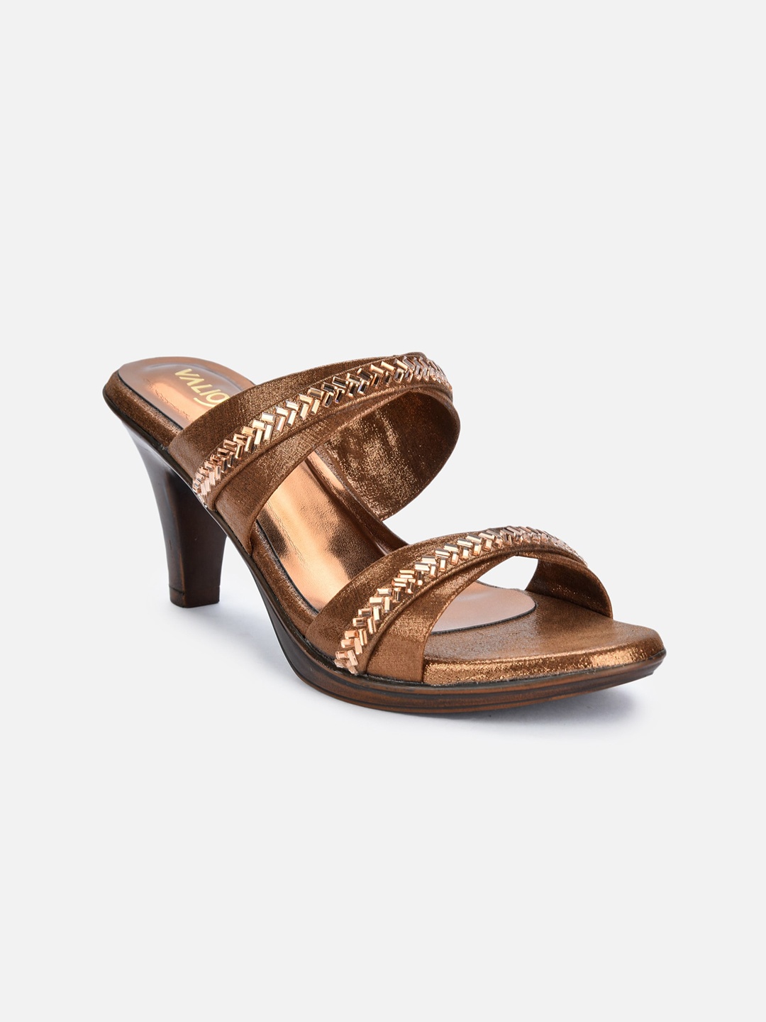 

VALIOSAA Copper-Toned Embellished Ethnic Block Sandals