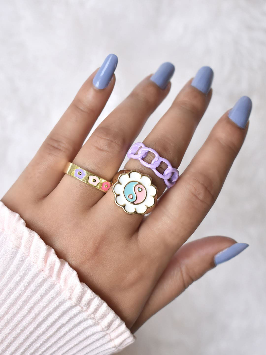 

JOKER & WITCH Set Of 3 Gold-Toned & Purple Candy Floss-Charm Finger Ring