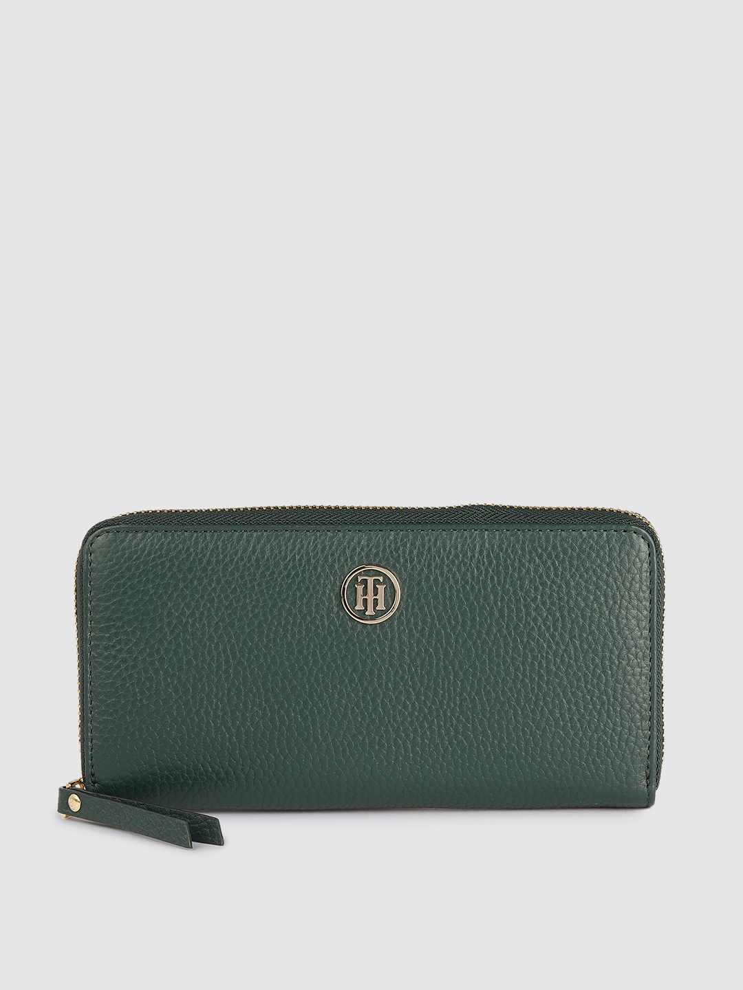 

Tommy Hilfiger Women Green Leather Zip Around Wallet