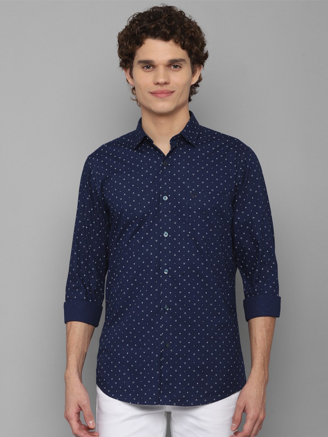 

Allen Solly Men Navy Blue Slim Fit Printed Casual Shirt