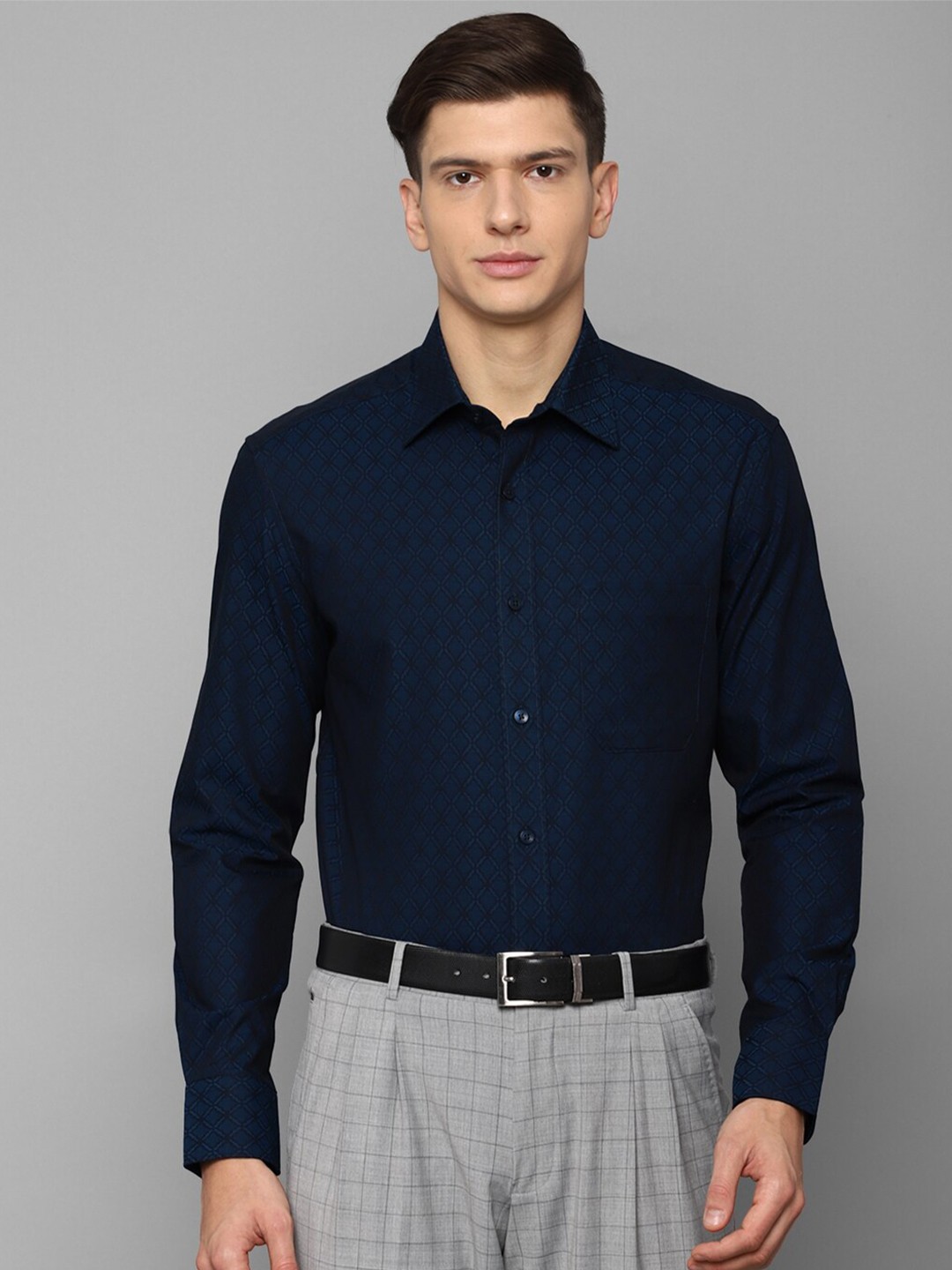 

Louis Philippe Men Navy Blue Formal Shirt