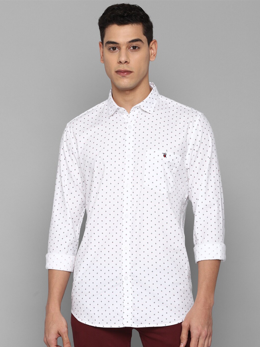 

Louis Philippe Jeans Men White Slim Fit Printed Casual Shirt